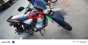 Bajaj Boxer 150 UG 2025 Red