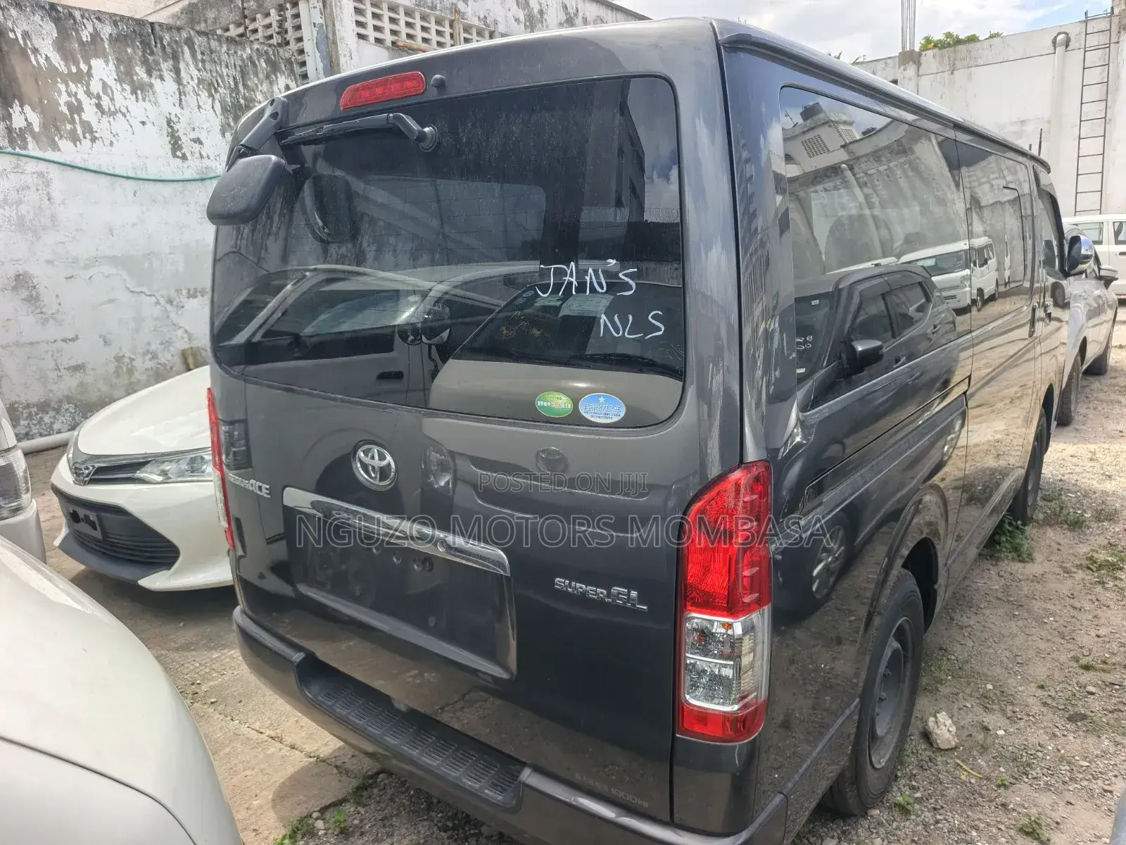 Toyota HiAce 2019 Grey