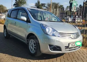 Nissan Note 1.4 2011 Silver