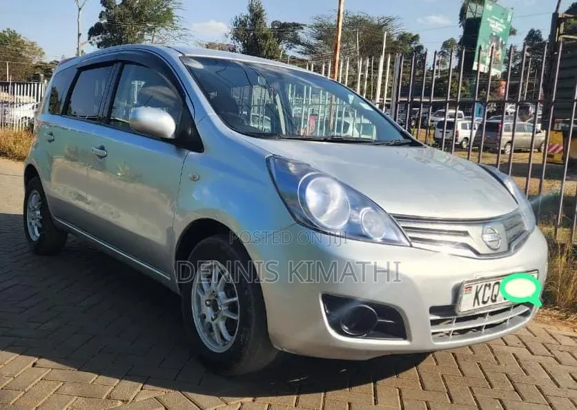 Nissan Note 1.4 2011 Silver