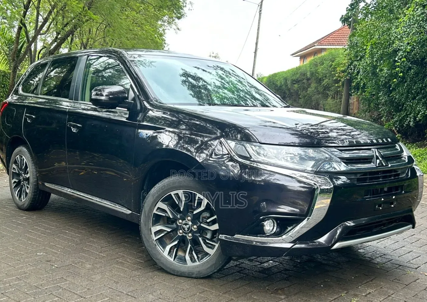 Mitsubishi Outlander 2016 Black