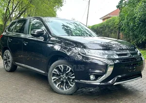 Mitsubishi Outlander 2016 Black