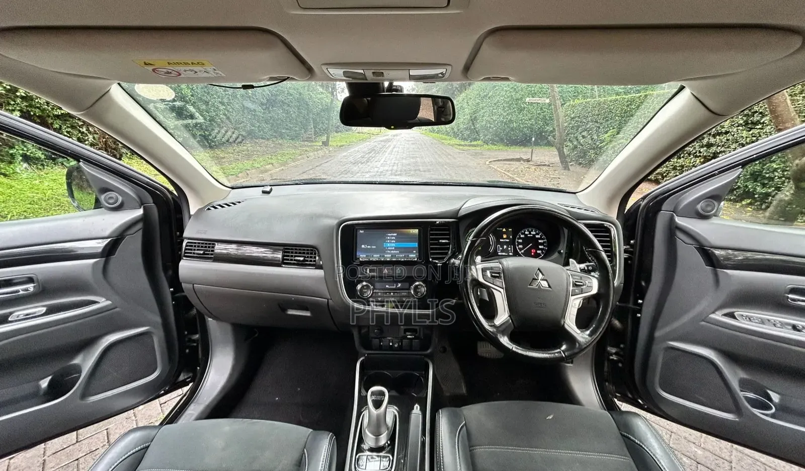 Mitsubishi Outlander 2016 Black