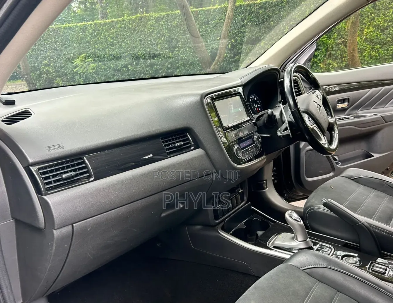 Mitsubishi Outlander 2016 Black