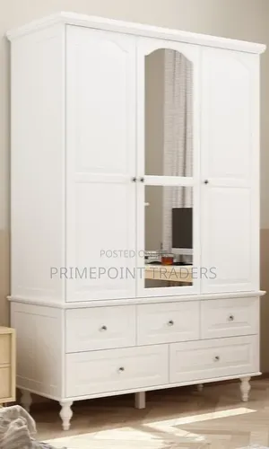 Modern Executive Assembled Wooden Wardrobe – Stylish & Spacious