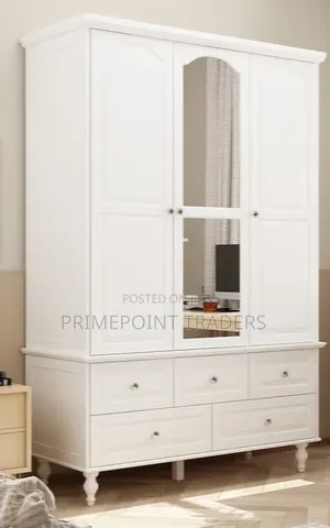 Executive Wooden Wardrobe – Fully Assembled & Elegant Design