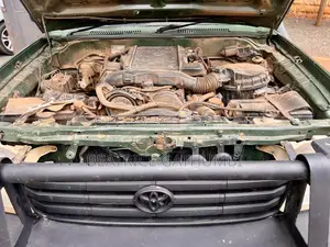 Toyota Land Cruiser Prado 3.0 D-4D 5dr 2001 Green