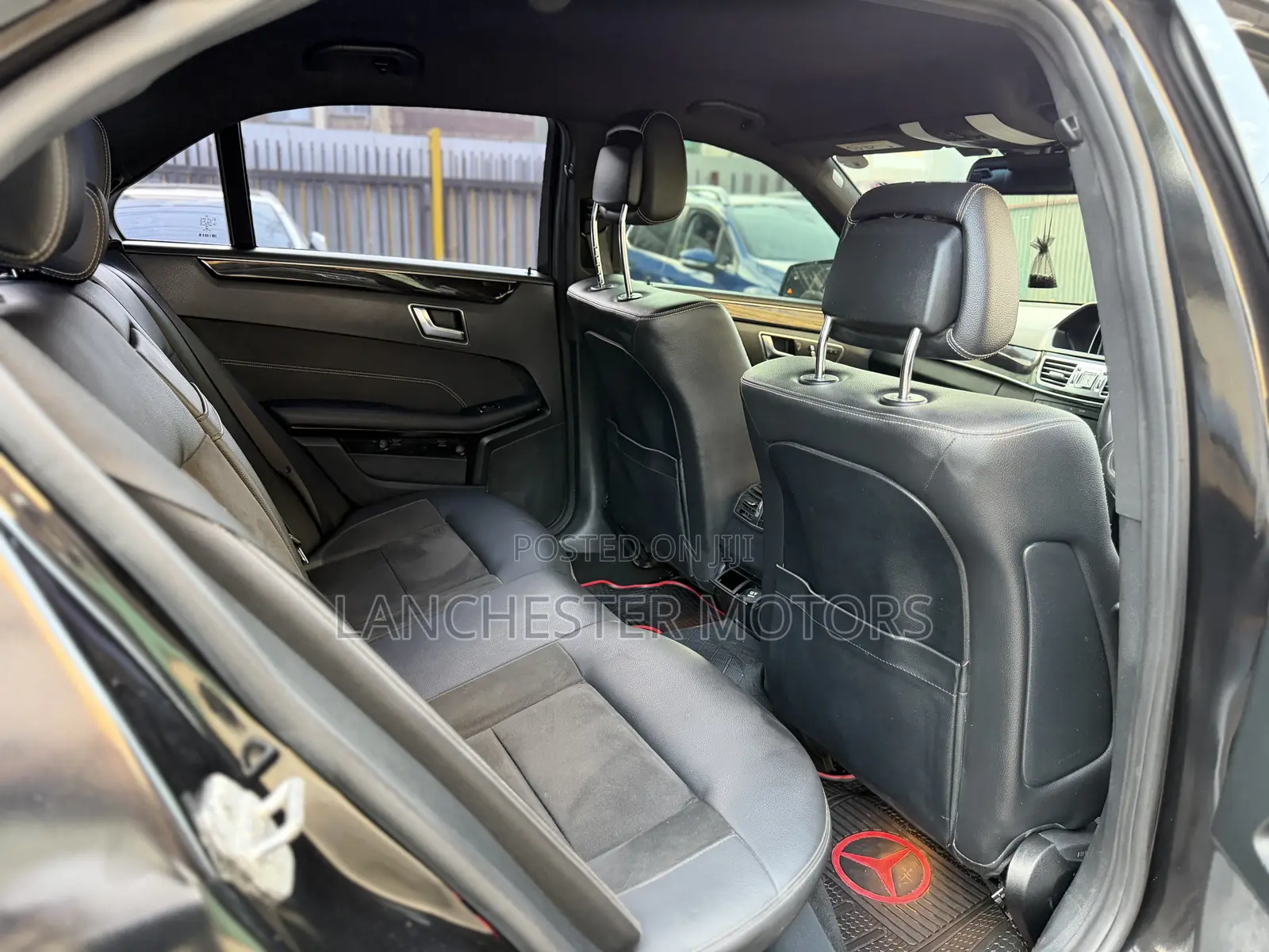 Mercedes-Benz E220 2016 Black