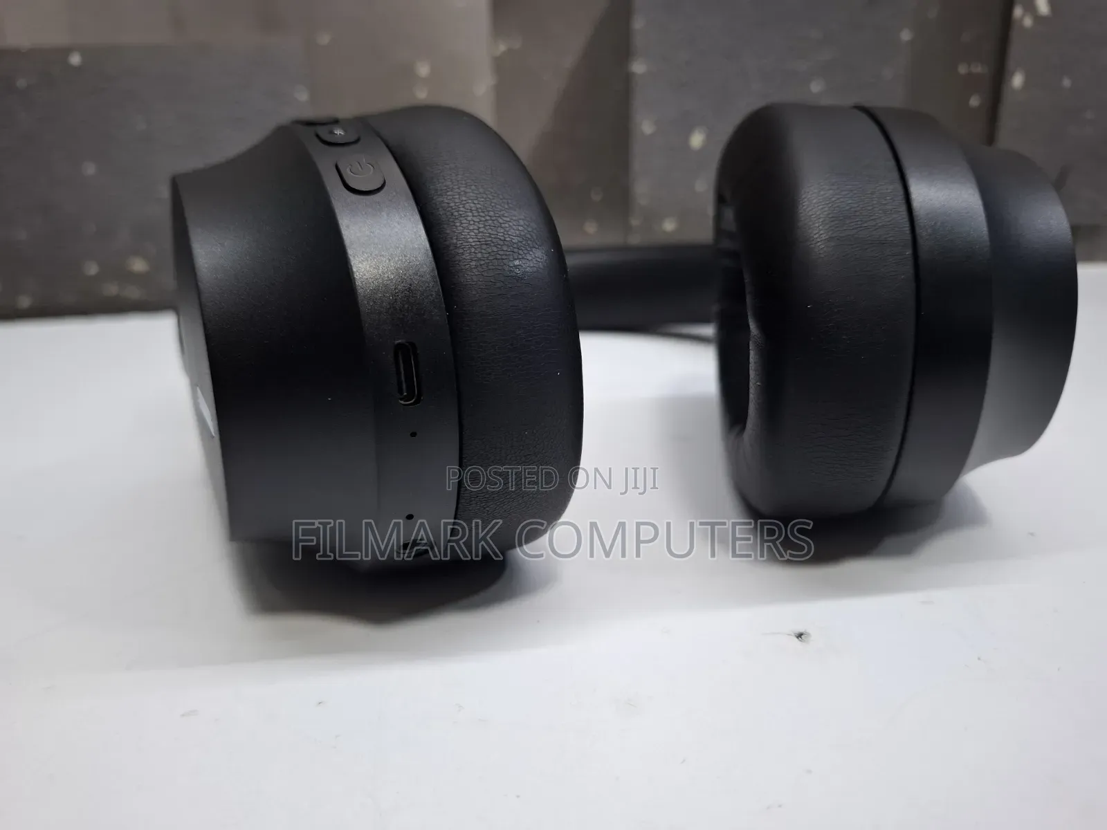 KOMC B630 ANC Hybrid Wireless Headphone