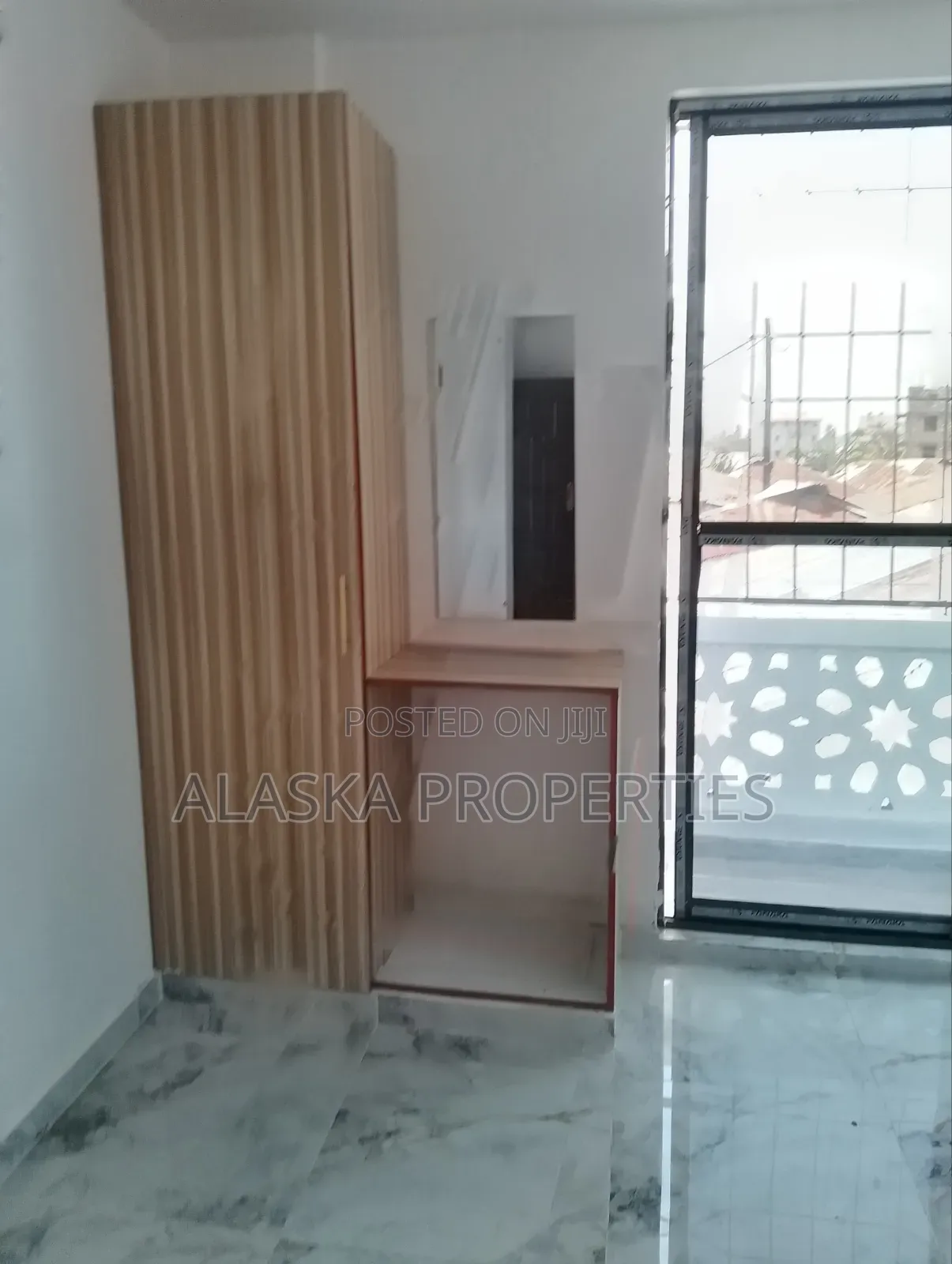 1bdrm Bedsitter in Bombolulu for rent