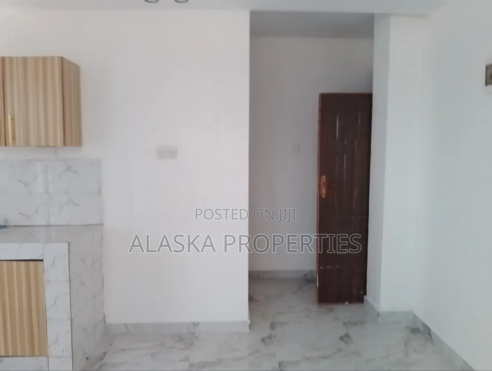 1bdrm Bedsitter in Bombolulu for rent