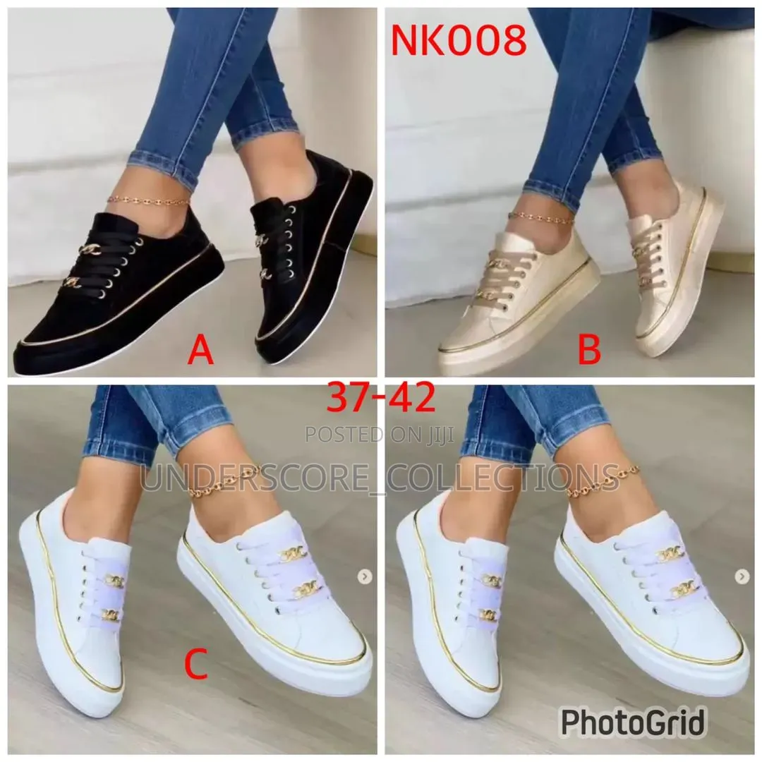 *Elegant  Ladies Chained Laced Sneakers*