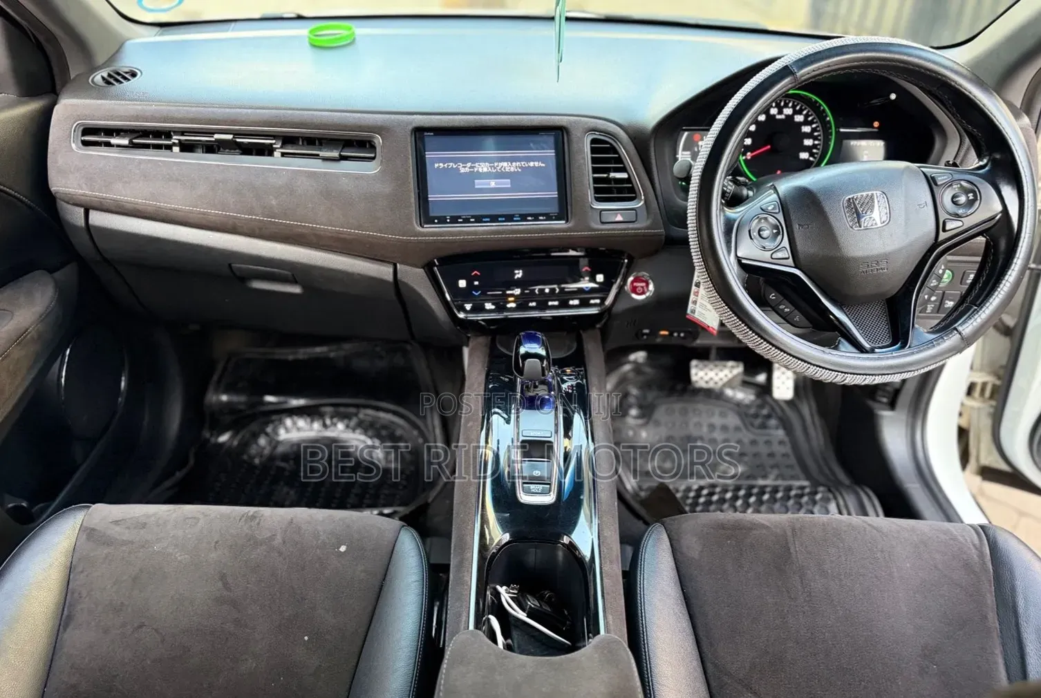 Honda Vezel 1.5 Hybrid 2WD 2018 White