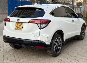 Honda Vezel 1.5 Hybrid 2WD 2018 White