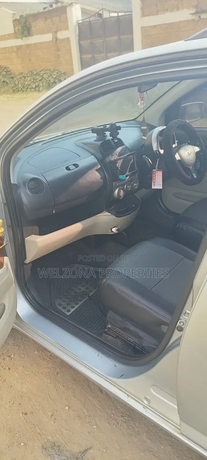Toyota Passo 2008 Silver
