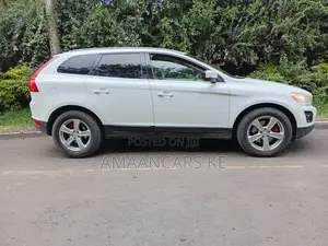 Volvo XC60 2010 White