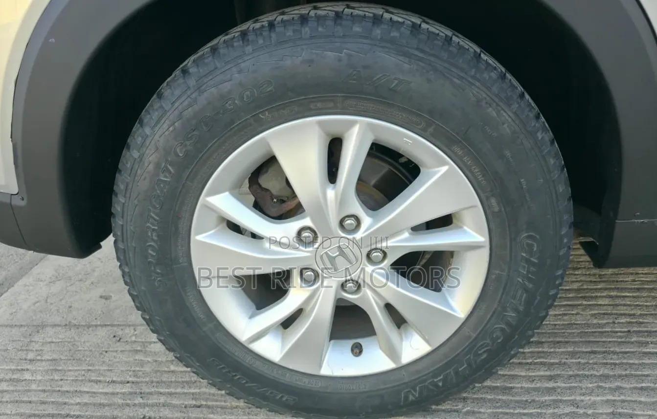 Honda Vezel 1.5 4WD 2015 Silver