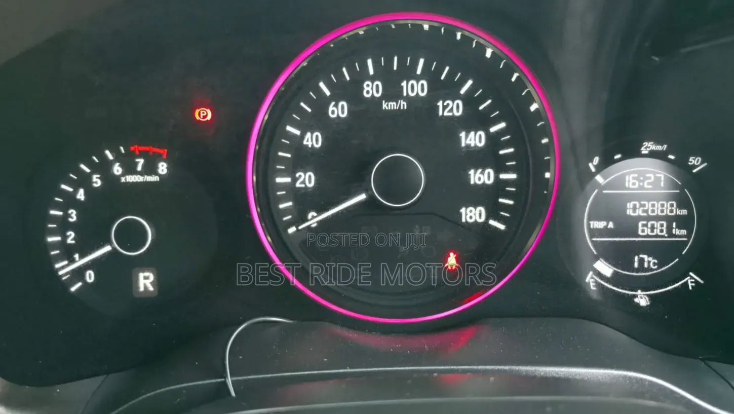 Honda Vezel 1.5 4WD 2015 Silver