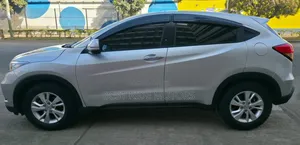 Honda Vezel 1.5 4WD 2015 Silver