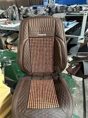 Faux Leather Seat Cover 5seater With Central Mesh Wooden Massage Beads
