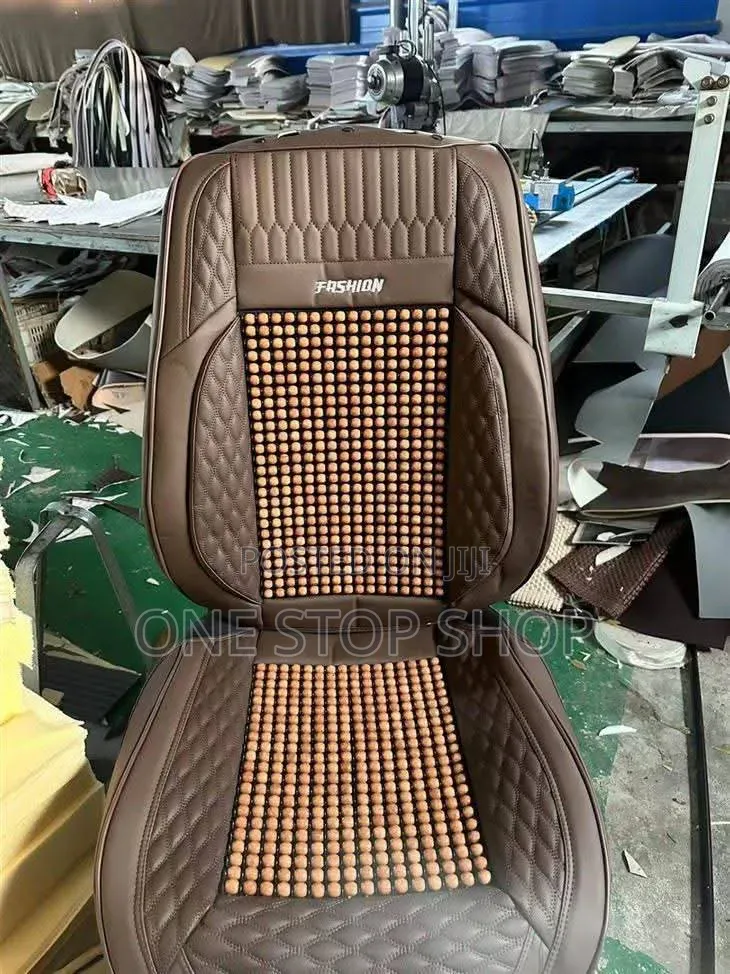 Faux Leather Seat Cover 5seater With Central Mesh Wooden Massage Beads