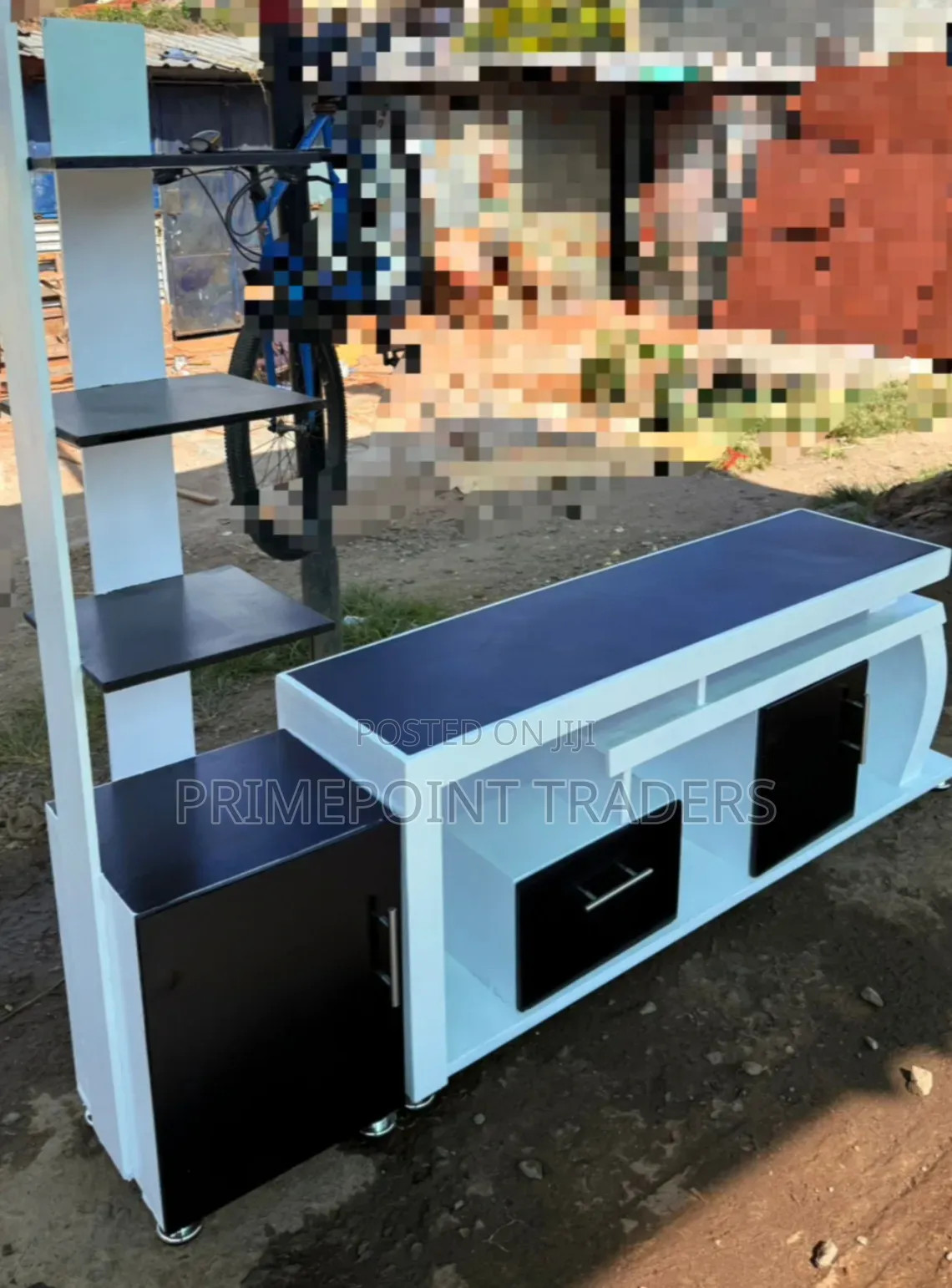 Elegant TV Stand With Flower Display – Modern Home Entertainment Unit