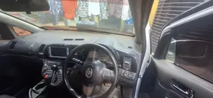 Toyota Wish 2004 White