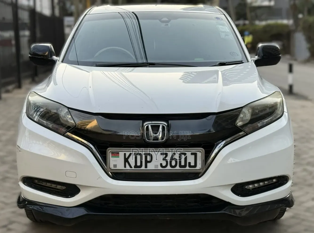 Honda Vezel 2018 White