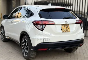 Honda Vezel 2018 White