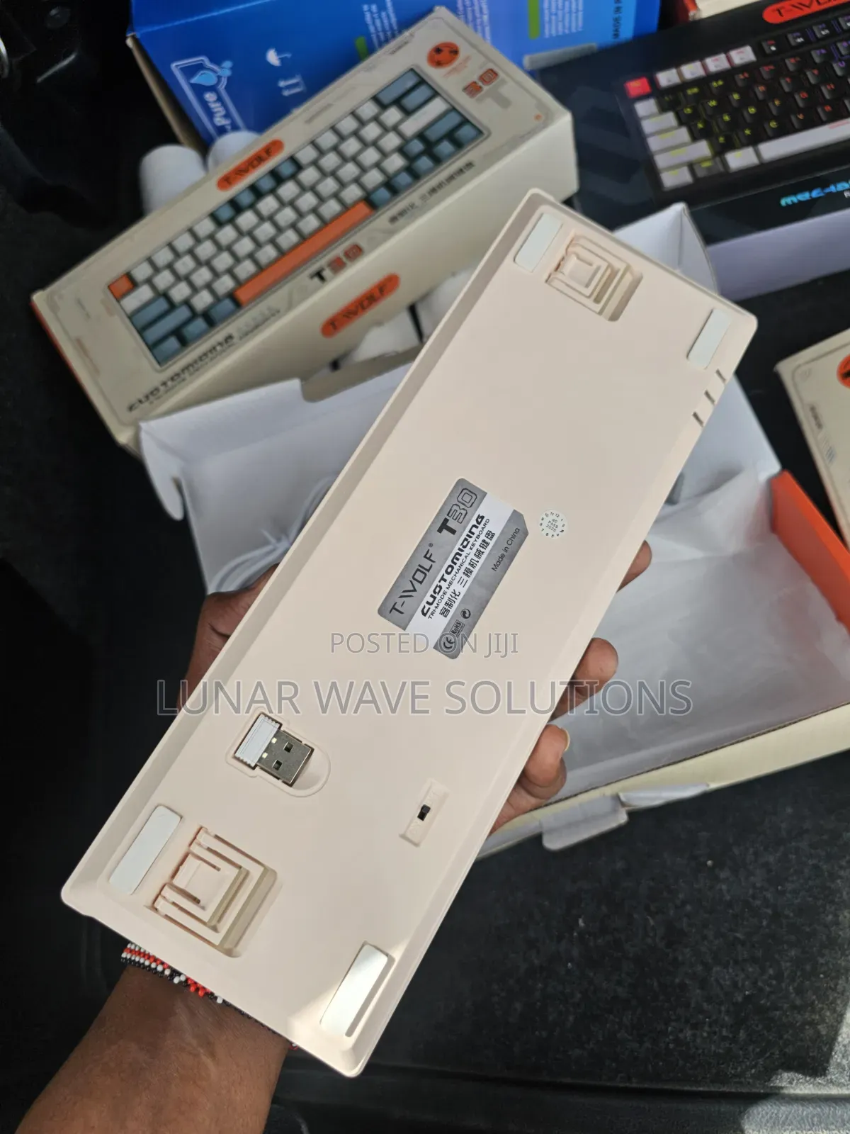 Wireless Mechanical Keyboards Milk Tea and Grey Colors