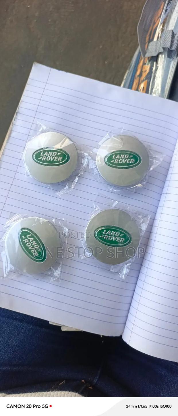 4pc Snap Directly Into the Alloy Wheels Land Rover Caps