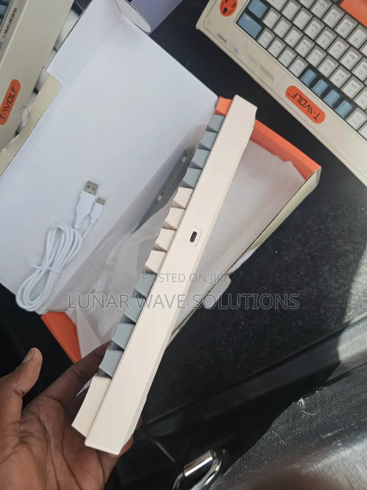 Wireless Mechanical Keyboards Milk Tea and Grey Colors