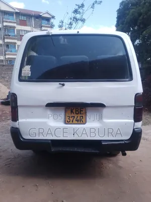 Toyota Grand HiAce 2001 White