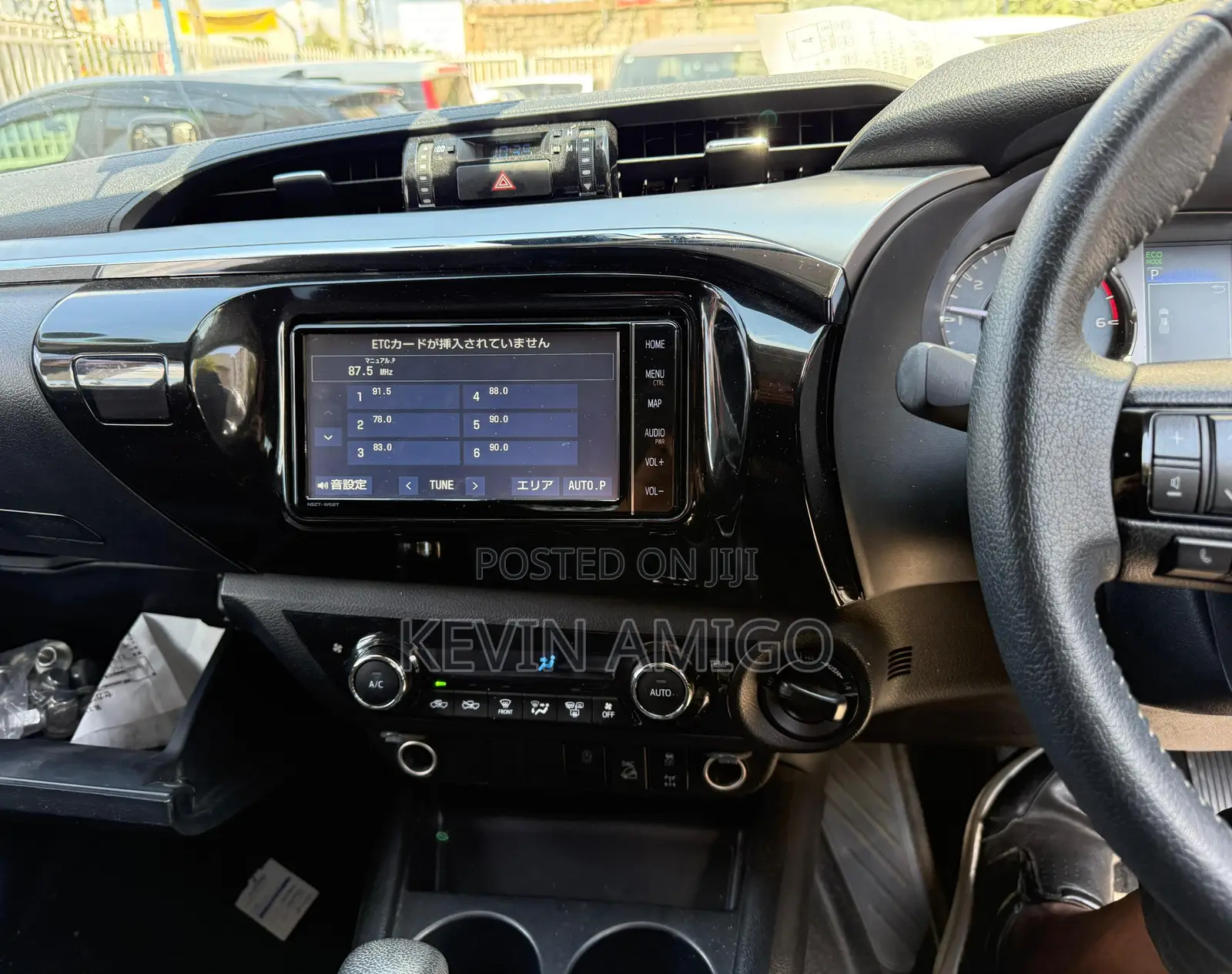 Toyota Hilux 2021 Black