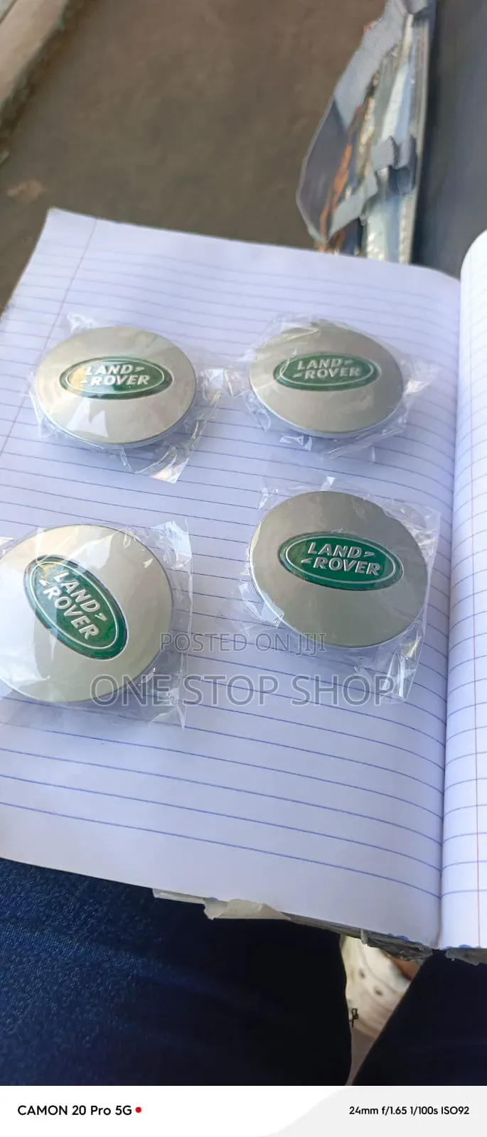 4pc Land Rover Centre Wheel Caps With Iconic Green&gold Oval Logo