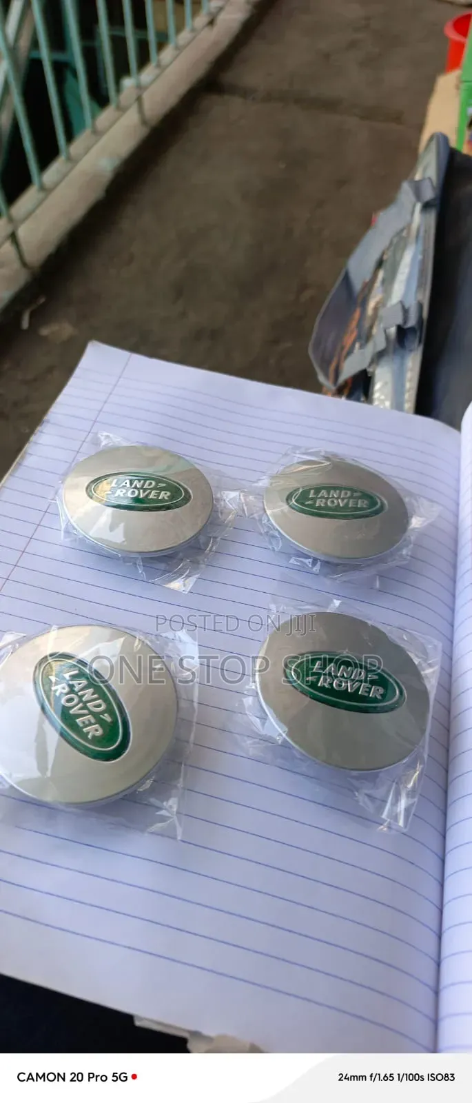 4pc Land Rover Centre Wheel Caps With Iconic Green&gold Oval Logo