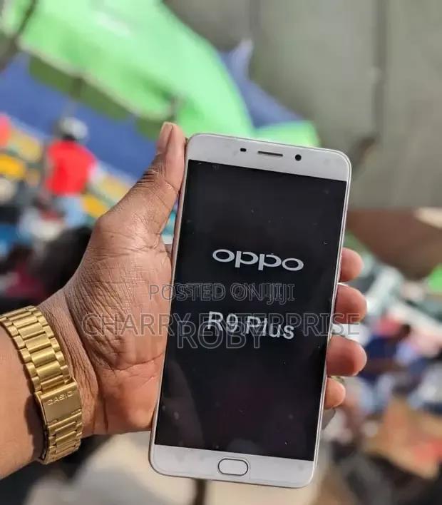Oppo R9 64 GB Gold
