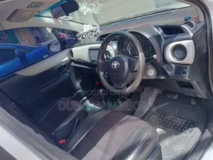 Toyota Vitz 2012 Gray