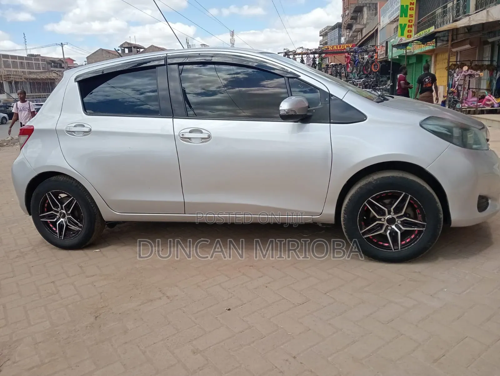 Toyota Vitz 2012 Gray