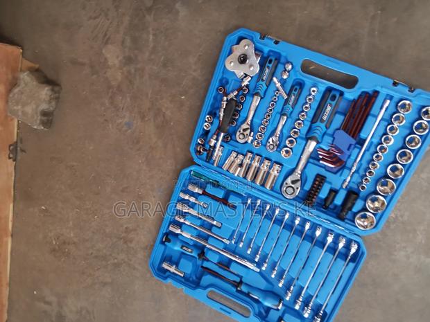Brand New 121 Pieces Tools Box
