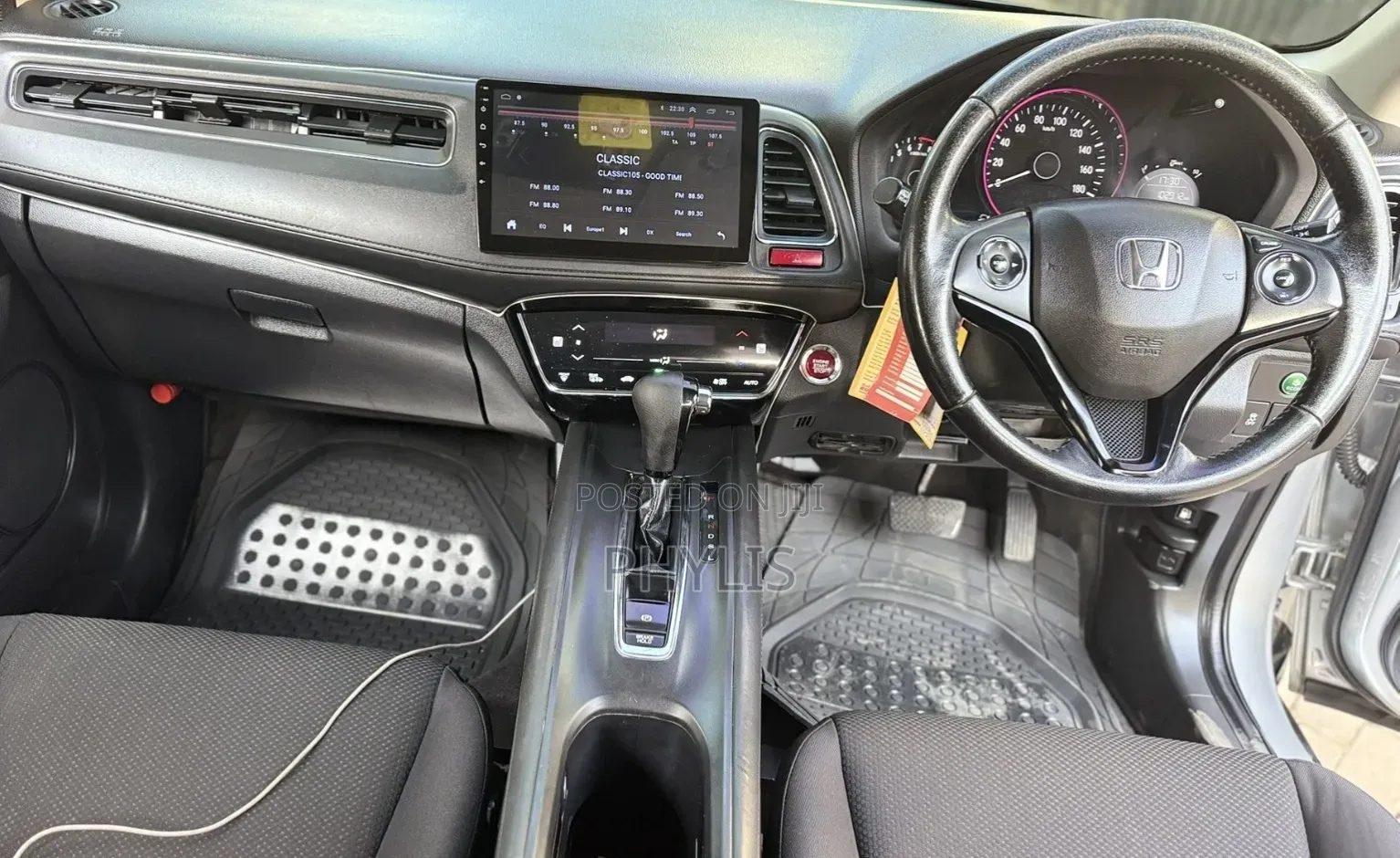 Honda Vezel 2015 Silver