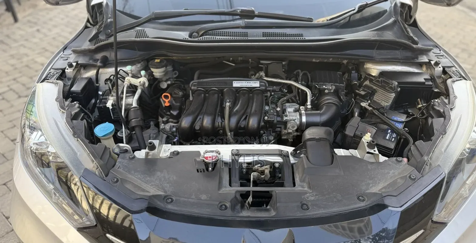 Honda Vezel 2015 Silver