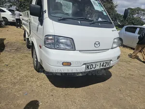 Mazda Bongo 2016 White