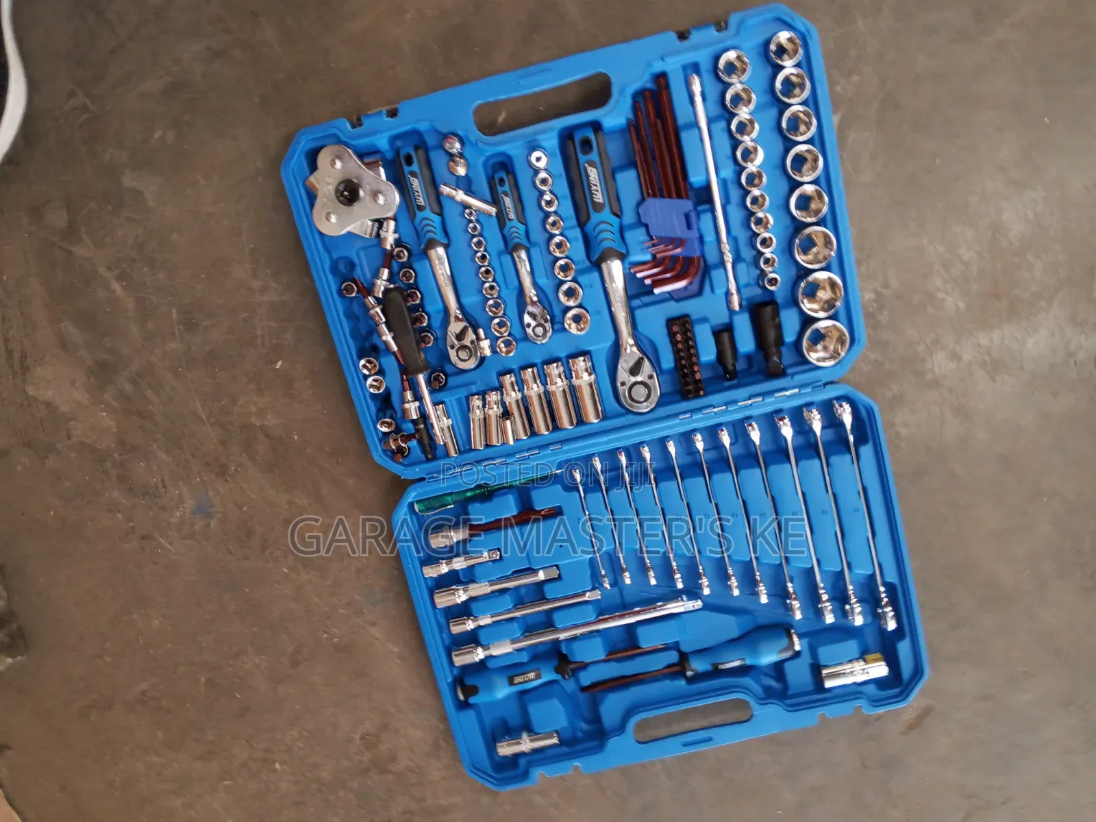 Italian Brand New 121pieces Tools Box