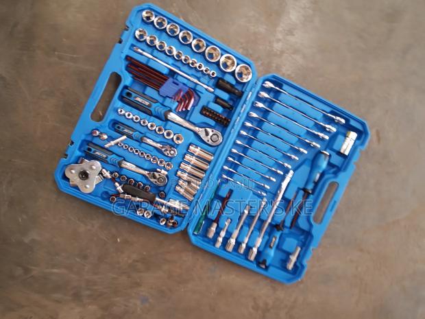 Long Lasting 121 Pieces Tools Set