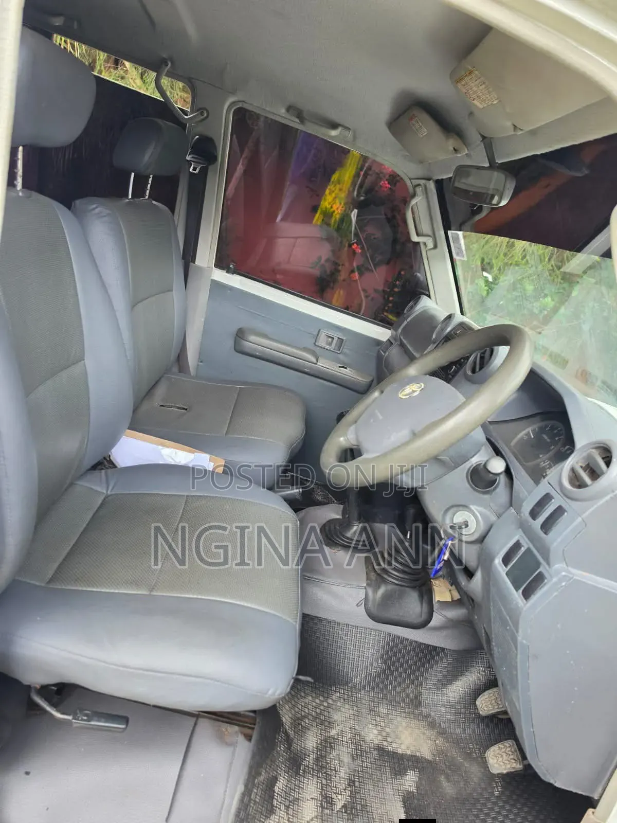 Toyota Land Cruiser 2022 White