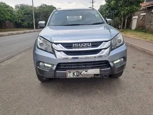Isuzu MU-X 2015 Blue