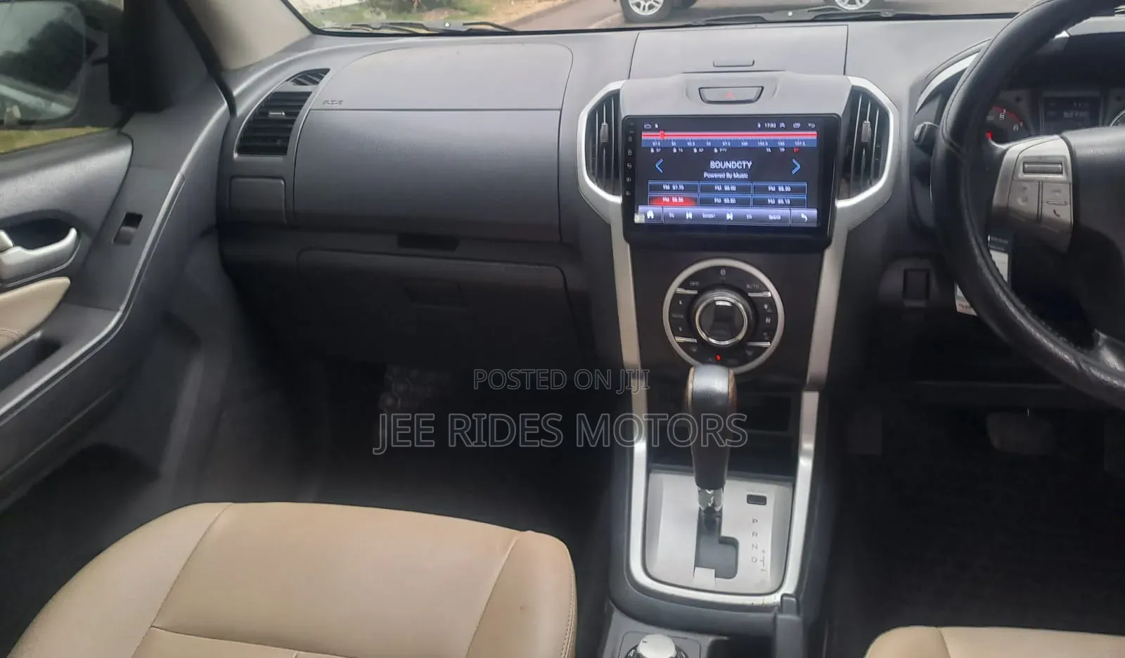Isuzu MU-X 2015 Blue
