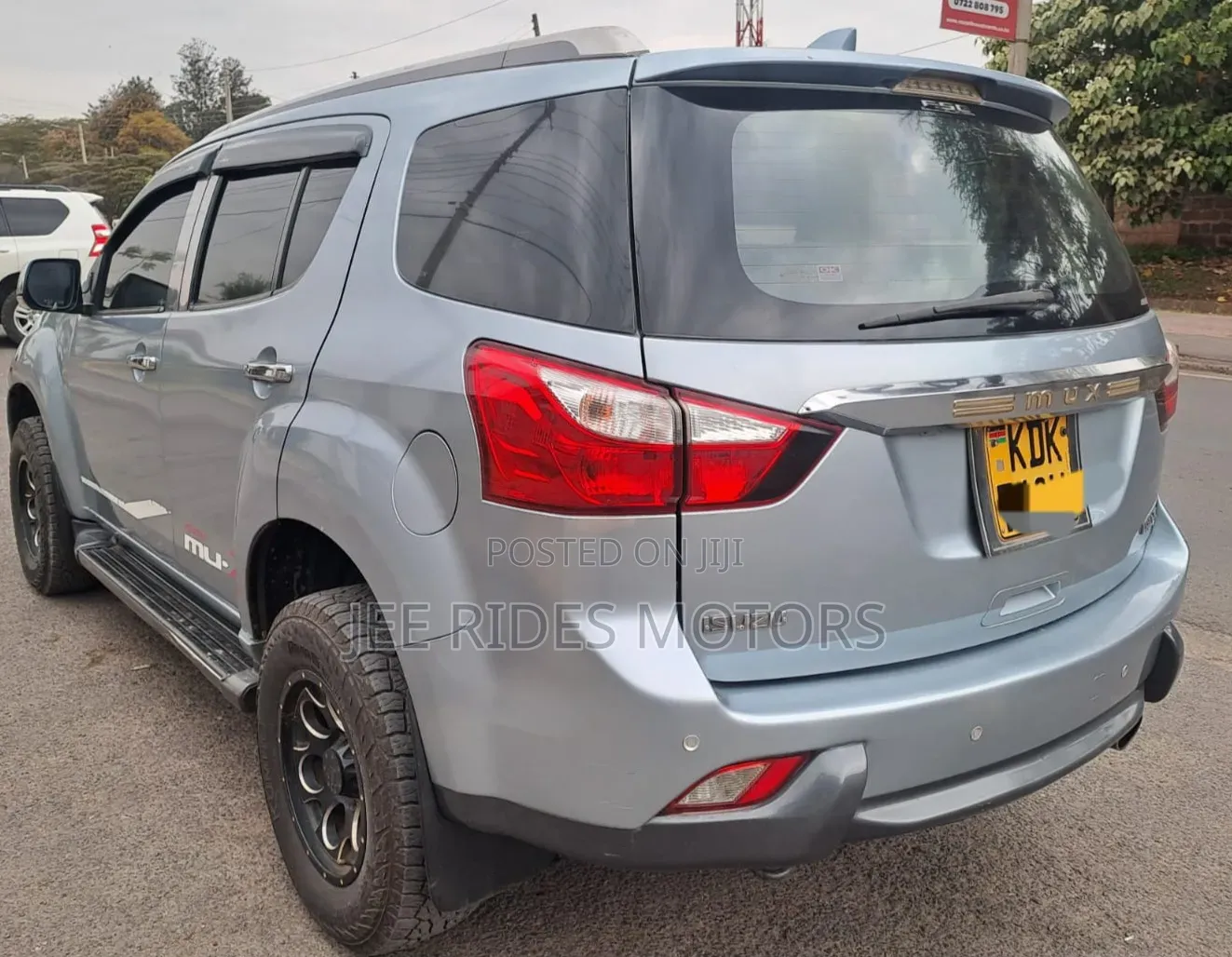 Isuzu MU-X 2015 Blue