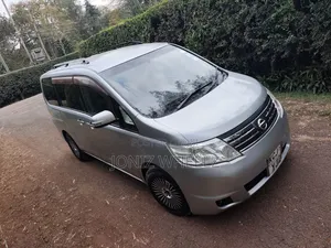Nissan Serena 2009 Silver
